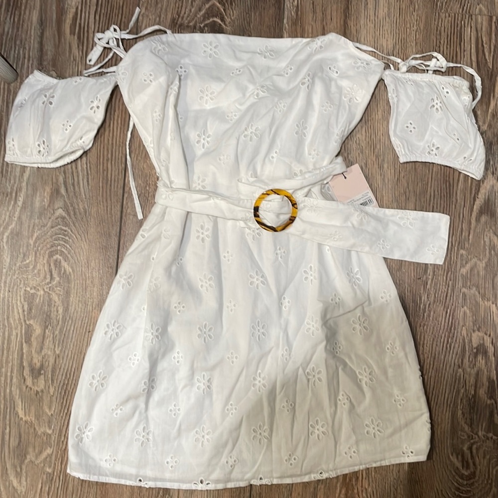 Missguided Broderie Mock horn White Off Shoulder Mini Dress NWT